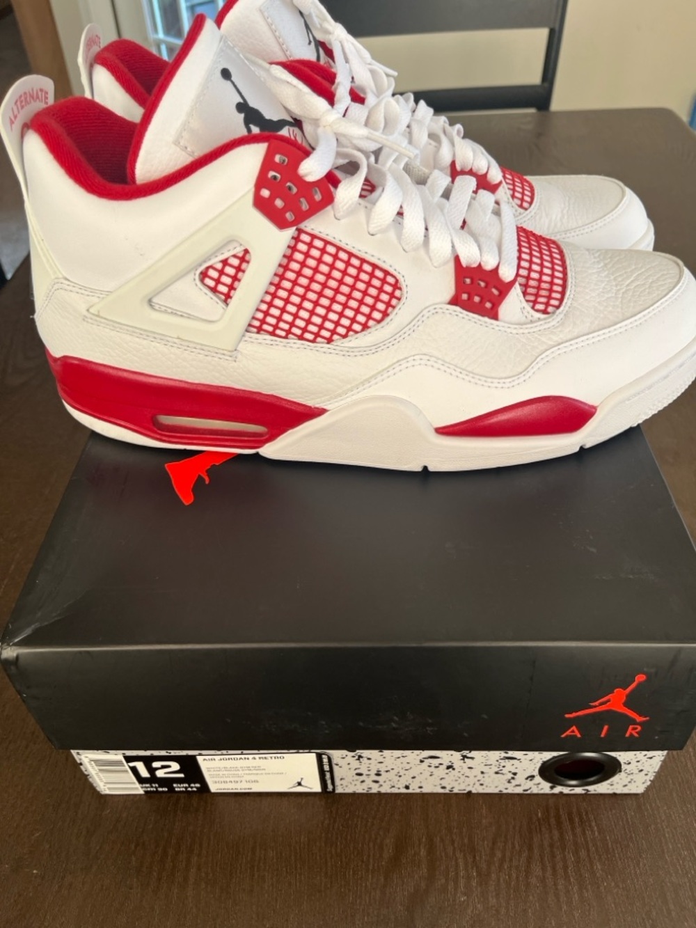Men’s Air Jordan 4 Retro White and Gym Red size 12